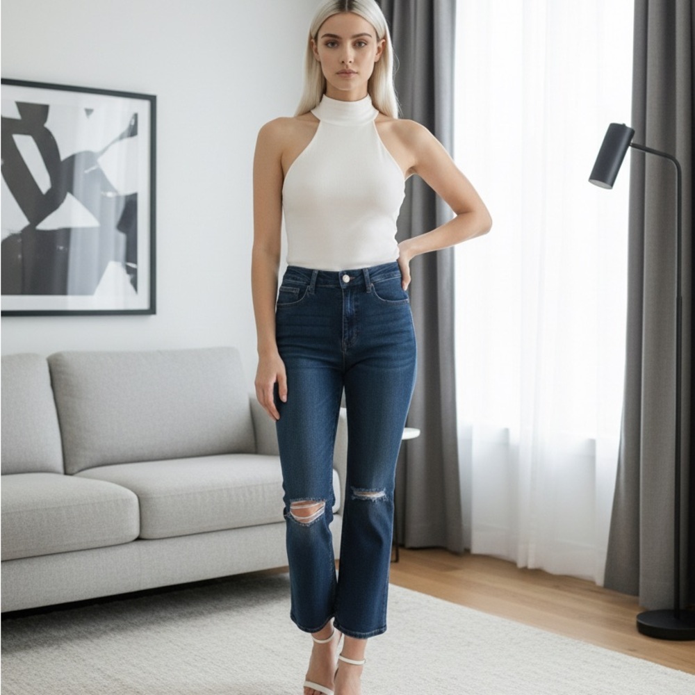 Express Jeans Women’s Medium Cropped Flare Ultra Hyper Stretch High Rise EUC